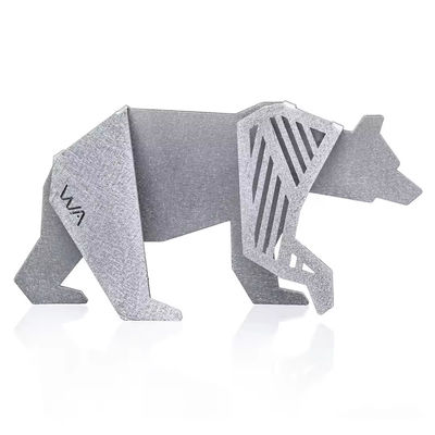 OEM Custom-Blattmetallteile Personalisiertes Laserschneiden Biegen Messing Origami Stierskulptur Moderne Metallkunst