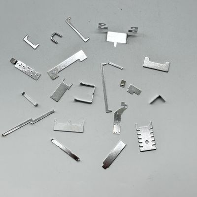 OEM-Maßnahme Hochpräzision Kleinmetall Stamping Biege Teile Blechmetall Fertigung Service Metall Hardware